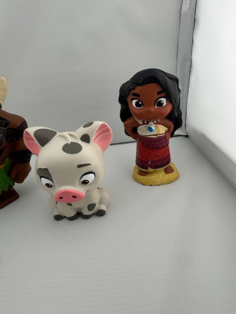Disney Moana 4-Piece Vinyl Figurine Set Maui Pua HeiHei Collectibles - Picture 3 of 9